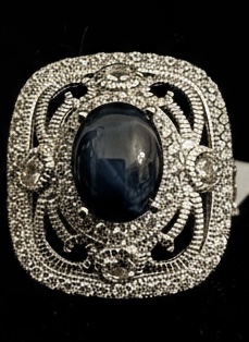 Beautiful sapphire and sterling silver ring