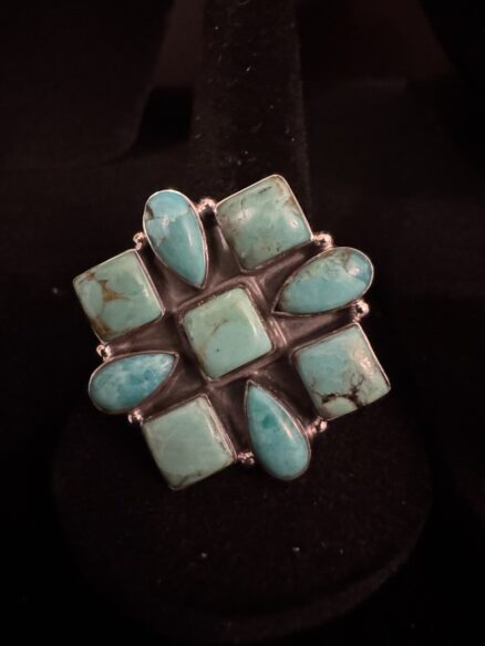 Beautiful turquoise and sterling silver ring