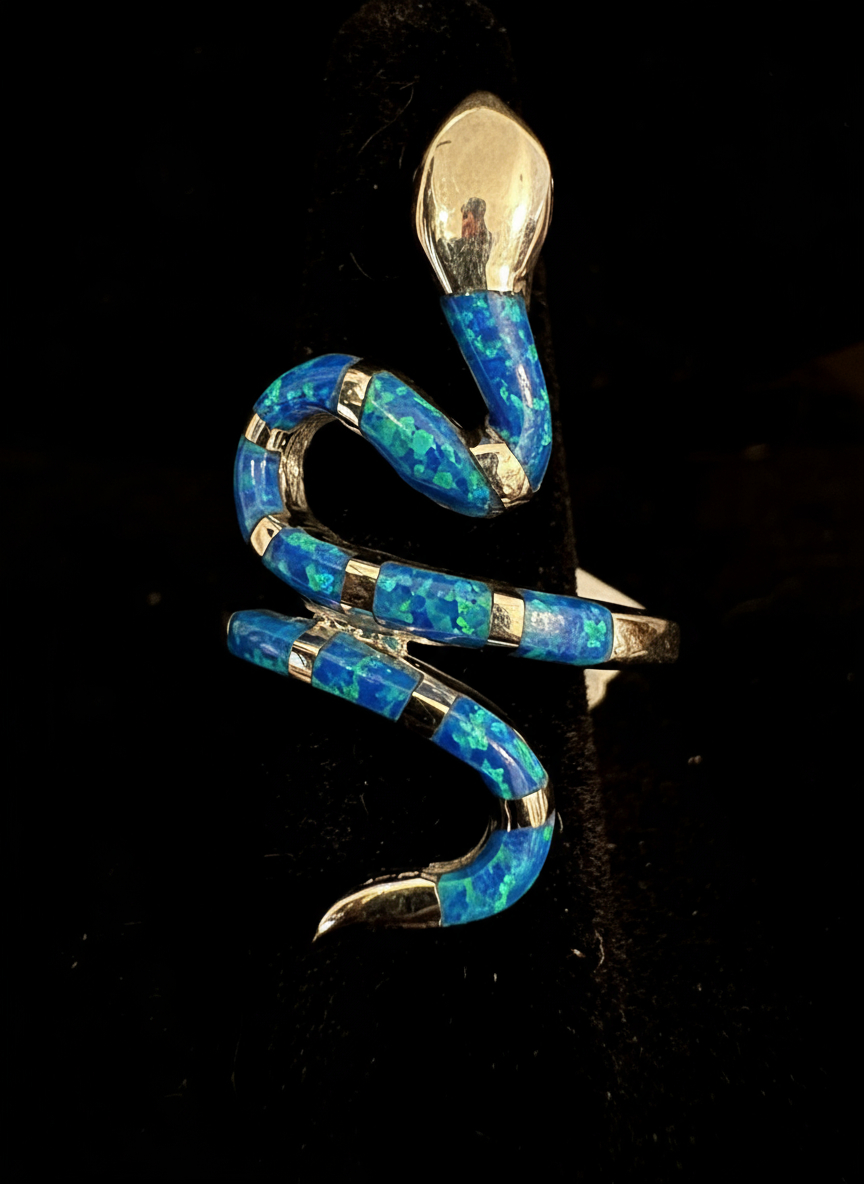 Beautiful sterling silver, and Opal triplet snake ring