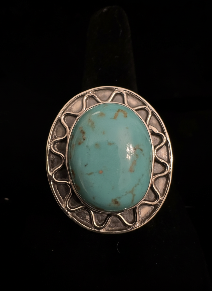 Beautiful sterling silver ring with gorgeous turquoise oval shape