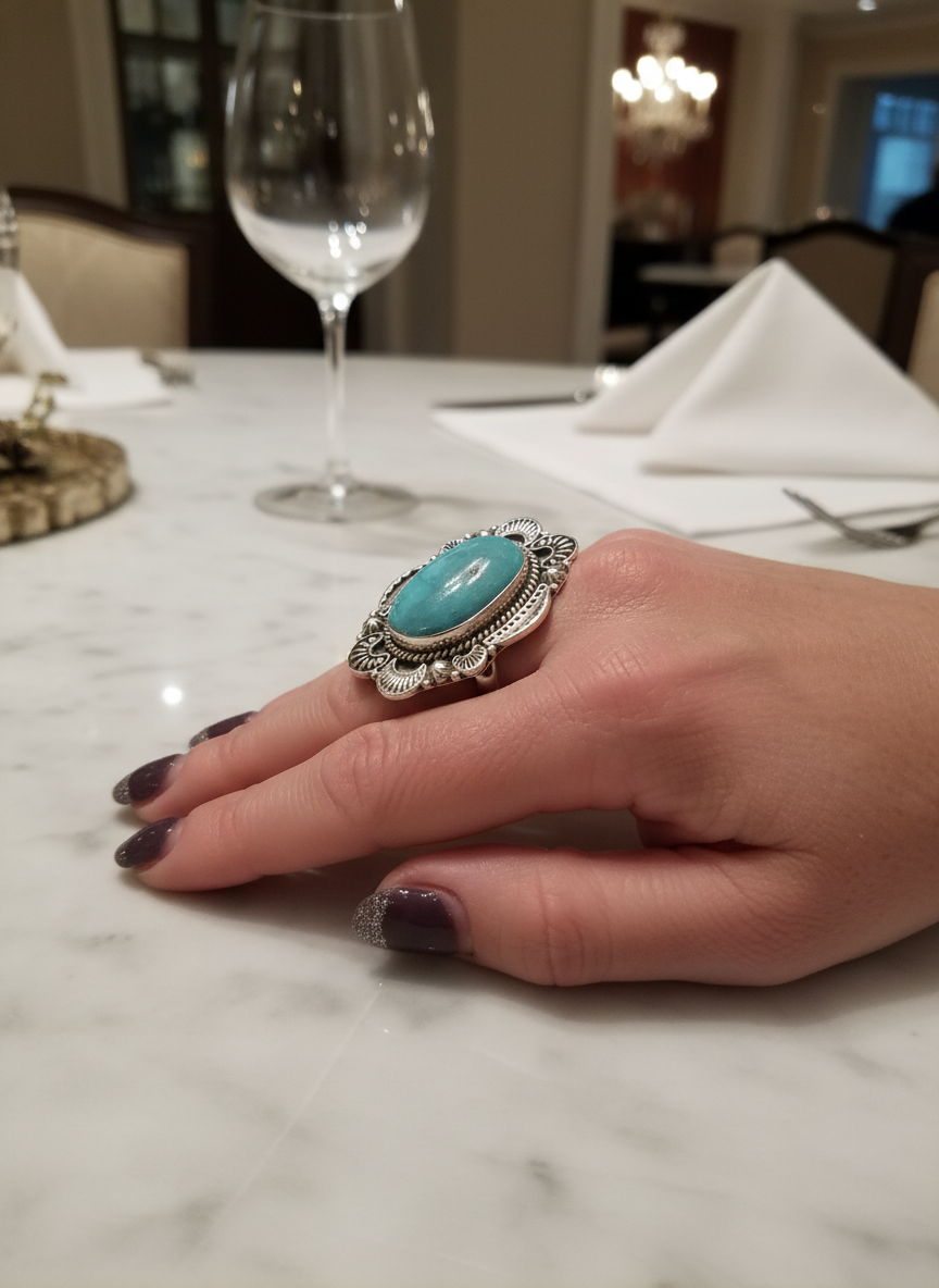 Beautiful, large turquoise statement, ring, gorgeous, gorgeous - Image 3