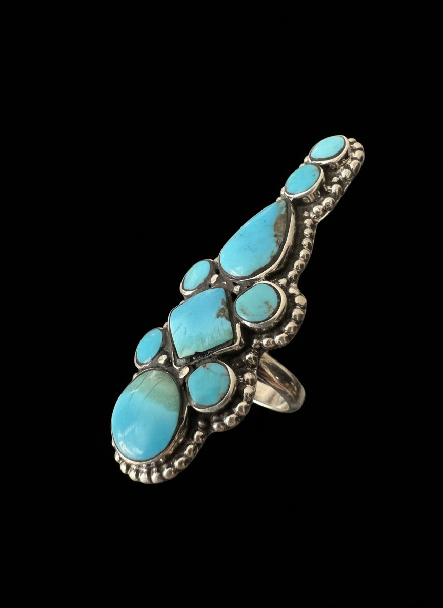 Beautiful Kingman turquoise native design statement ring - Image 2